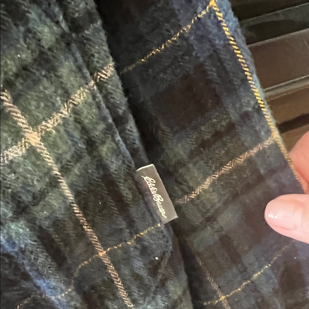 Eddie Bauer Navy and Green flannel Plaid Shirt - Picture 3 of 4